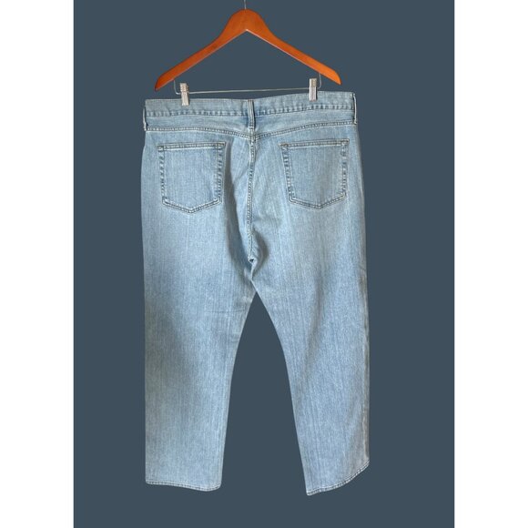 Cremieux Premium Denim Mens Relaxed Straight Jeans Size 40/30 Light Blue - Picture 2 of 6